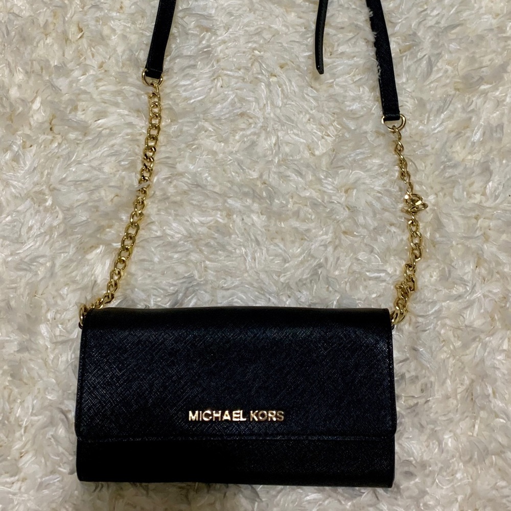 Michael Kors chain wallet/crossbody